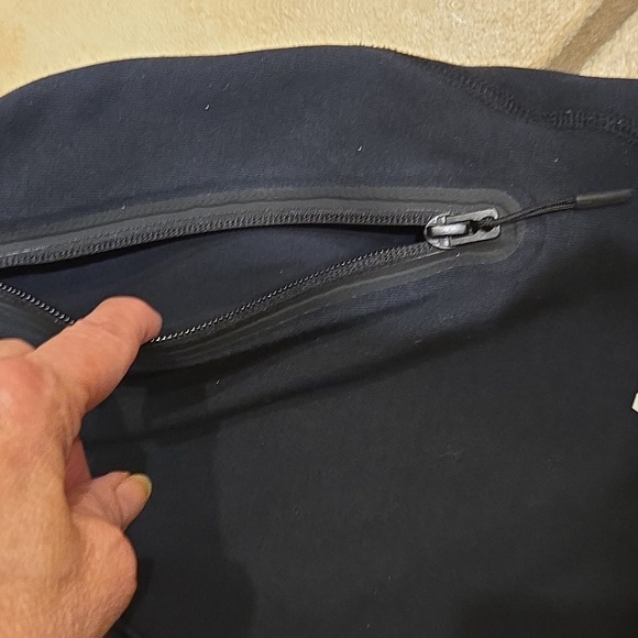 Nike Tech Fleece Black Jogger Cropped Pant Mens M Sweatpants - Picture 4 of 6